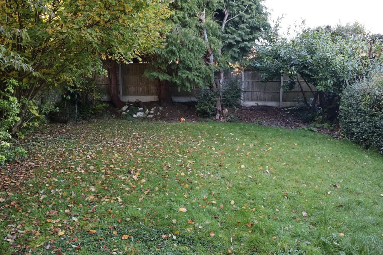 Spacious 4 Bed Home Near Nec, Jlr & Airport Parking For 3 Cars Ideal For Contractors! Solihull Eksteriør billede